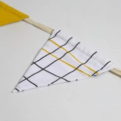 Kids Club Collection Guirlande de fanions Zalia - Jaune 15 Kids Club Collection Guirlande de fanions Zalia - Jaune -Décorations murales enfant Soldes 1000278113 210715 16260400215 DETAILS P000000001000278113