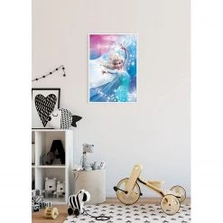 Komar Tableau déco Frozen 2 Elsa Action - Multicolore - Papier - 50 x 70 cm -Décorations murales enfant Soldes 1000326011 220125 1504320021 MOOD DETAILS P000000001000326011 mood