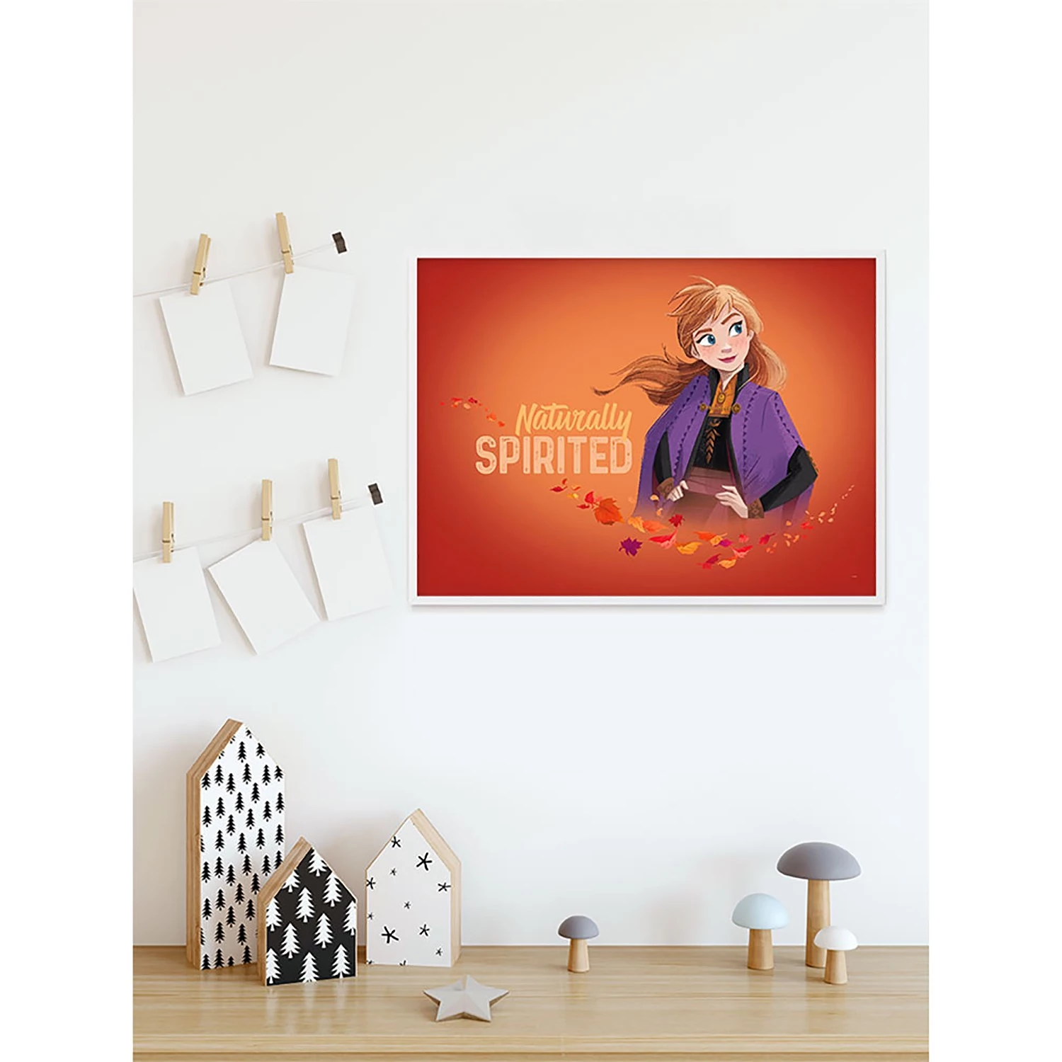 Komar Tableau déco Frozen 2 Anna Autumn Spirit - Rouge / Violet - Papier - 70 x 50 cm 6 Komar Tableau déco Frozen 2 Anna Autumn Spirit - Rouge / Violet - Papier - 70 x 50 cm – Image 6